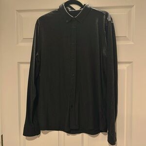 Vuori Strato Long Sleeve Button Down Shirt - Excellent condition!